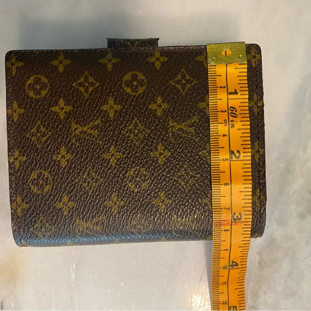 AUTHENTIC Louis Vuitton Monogram mini address book, 2003 United Cancer Gala
